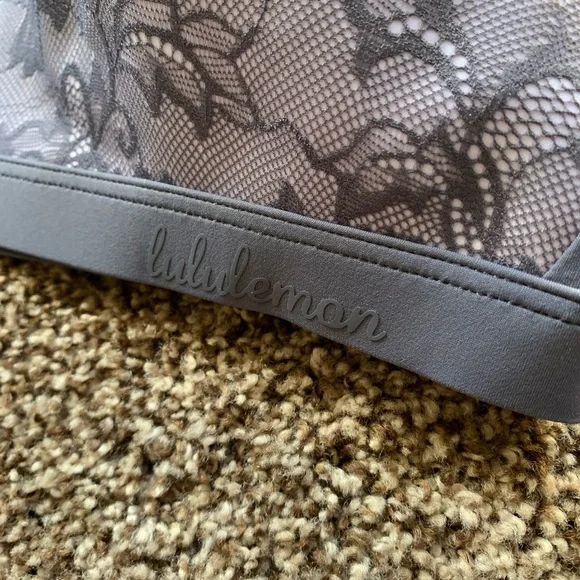 NWT lululemon Live in Lace Bralette MONW/SHVL - Picture 5 of 9